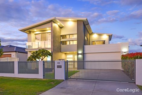 Property photo of 30 Clover Way Helensvale QLD 4212