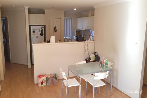 Property photo of 12/21 Holton Way Cannington WA 6107