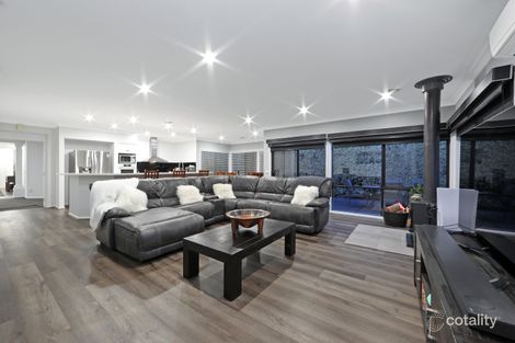 Property photo of 19 Pendelton Place Lysterfield VIC 3156