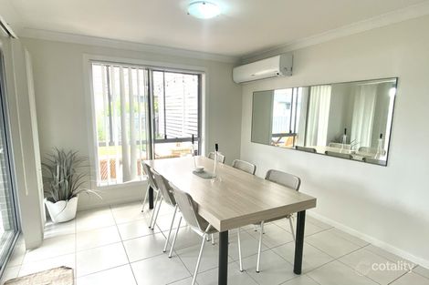 Property photo of 90 Ingleburn Gardens Drive Bardia NSW 2565