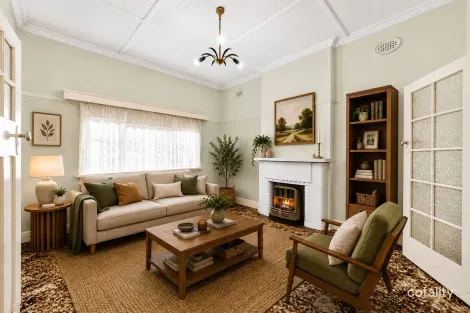 Property photo of 20 Tweedside Street Essendon VIC 3040