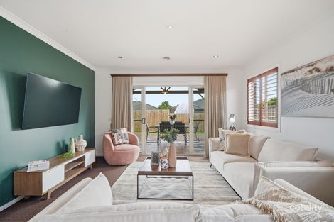 Property photo of 7 Els Court Berwick VIC 3806