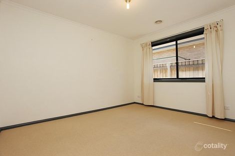 Property photo of 53 Bluestone Gardens Jerrabomberra NSW 2619