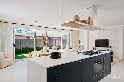 25 Hoop Pl, Canning Vale, WA 6155