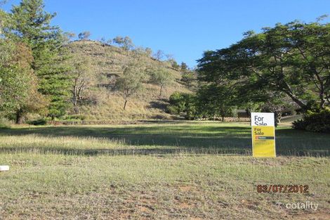 76 Porter St, Gayndah, QLD 4625