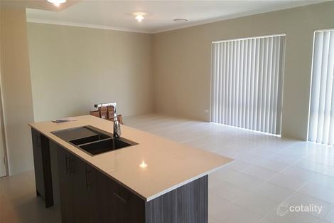 Property photo of 4 Basil Loop Treeby WA 6164