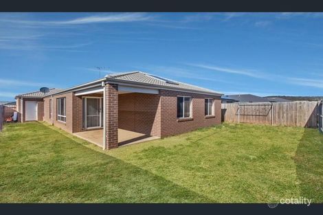 Property photo of 41 Watergum Way Wallan VIC 3756