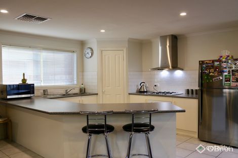 Property photo of 2/26 Albrecht Avenue Berwick VIC 3806