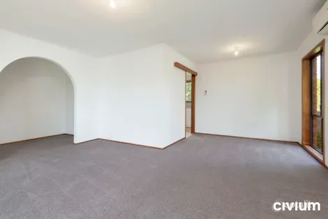 Property photo of 28 Rischbieth Crescent Gilmore ACT 2905
