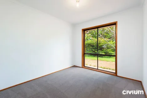 Property photo of 28 Rischbieth Crescent Gilmore ACT 2905