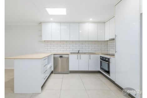 Property photo of 2/20 Paramount Place Oxenford QLD 4210