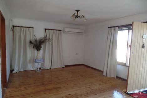 Property photo of 2 Benaud Crescent Warilla NSW 2528