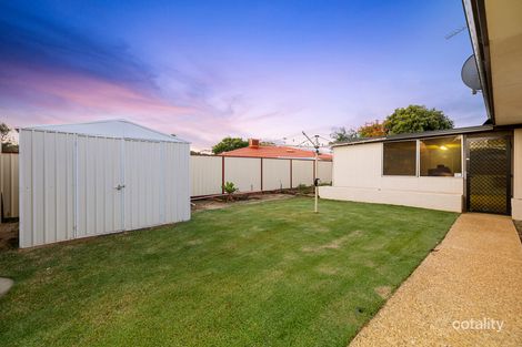 Property photo of 5 Richard Place Armadale WA 6112