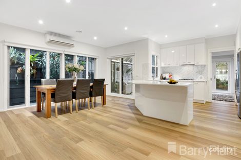 Property photo of 27 Grange Boulevard Bundoora VIC 3083