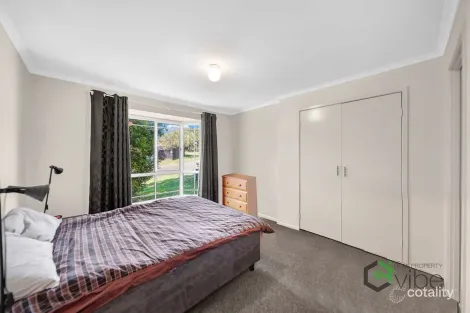 Property photo of 18 Copperfield Drive Eagleby QLD 4207