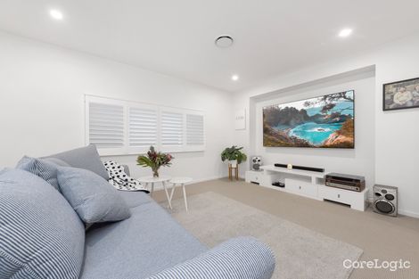 Property photo of 33 Dressage Place Fig Tree Pocket QLD 4069