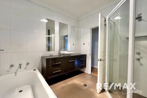 Property photo of 13 Ceduna Street Mount Austin NSW 2650