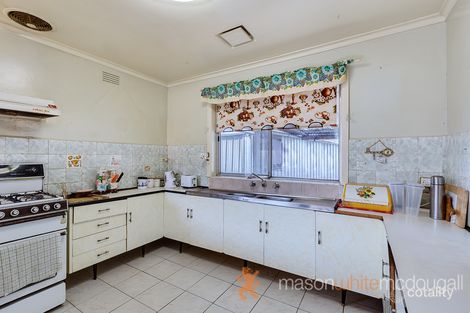 Property photo of 30 Huskisson Avenue Lalor VIC 3075