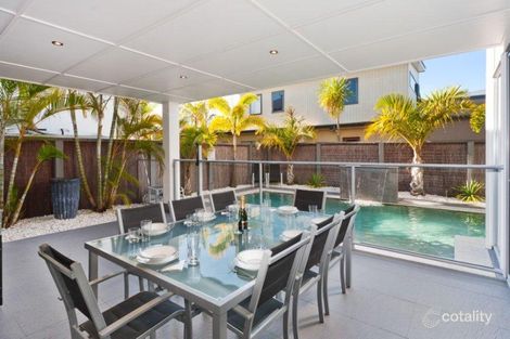 Property photo of 10 Tarawa Street Parrearra QLD 4575