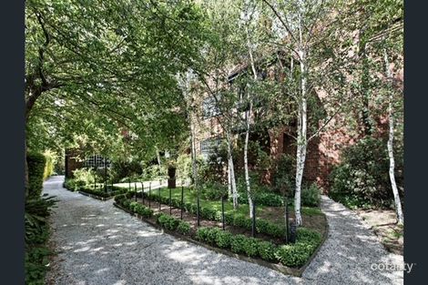 Property photo of 4/551 Toorak Road Toorak VIC 3142
