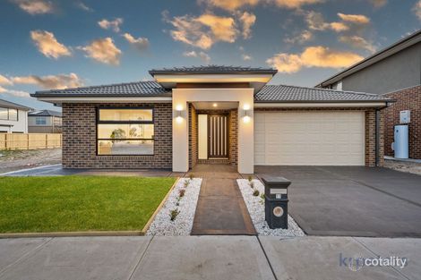 11 Dragomir St, Officer, VIC 3809