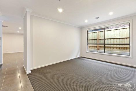 Property photo of 26 Gyrfalcon Way Doreen VIC 3754