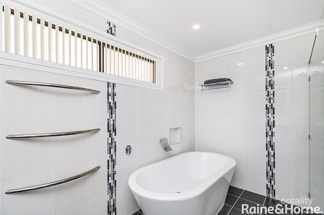 Property photo of 64 Alder Road Lake Albert NSW 2650