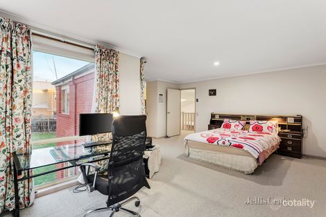 Property photo of 1 Wugga Court Ashwood VIC 3147