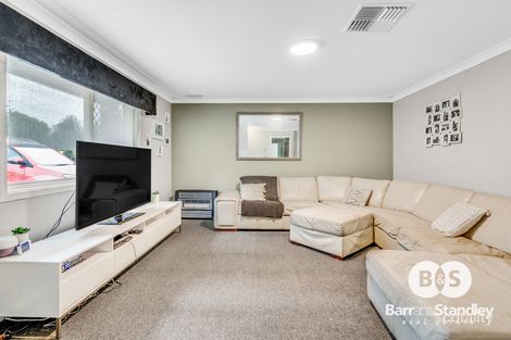 Property photo of 16 Jacaranda Crescent Withers WA 6230