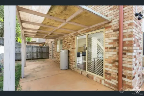 Property photo of 90 Oakleaf Street Eight Mile Plains QLD 4113
