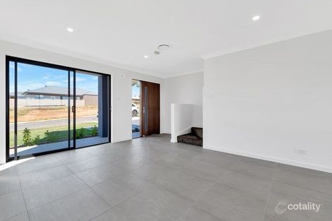 Property photo of 22 Tupman Street Spring Farm NSW 2570