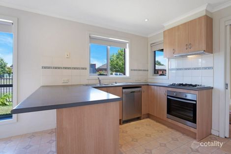 Property photo of 12 Elmstone Lane Lake Gardens VIC 3355