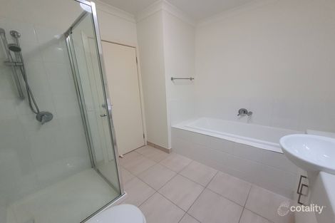 Property photo of 34 Grattan Cove Craigieburn VIC 3064