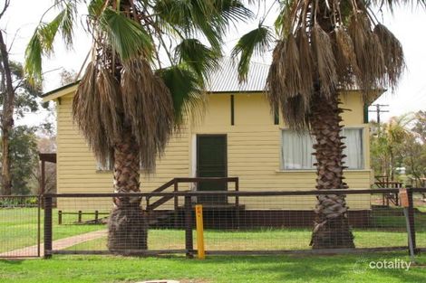 Property photo of 63 York Street Oakey QLD 4401