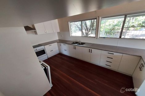 Property photo of 1 Fraser Court Dysart QLD 4745