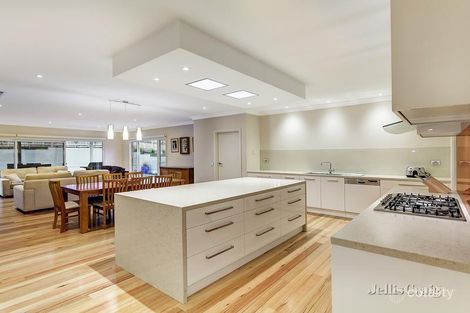 Property photo of 58 Ashwood Drive Ashwood VIC 3147