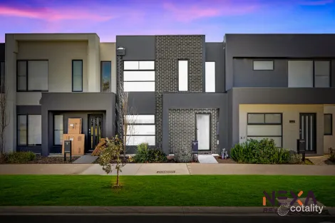 Property photo of 3 Clapton Lane Donnybrook VIC 3064