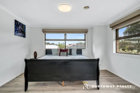 Property photo of 25 Kensley Circuit Craigieburn VIC 3064