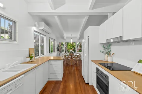 Property photo of 1 Pomeroy Street Geebung QLD 4034