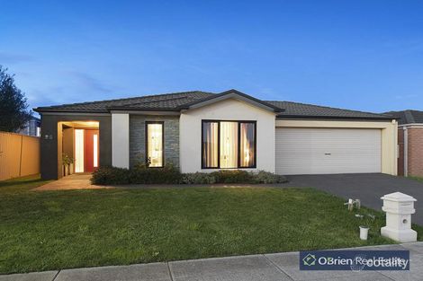 Property photo of 17 Pipetrack Circuit Cranbourne East VIC 3977