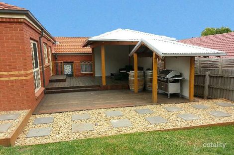 Property photo of 18 Albrecht Avenue Berwick VIC 3806