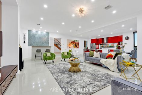 Property photo of 1 Silvertop Close Lynbrook VIC 3975