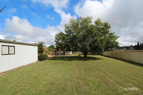 Property photo of 28 Koyong Close Moss Vale NSW 2577