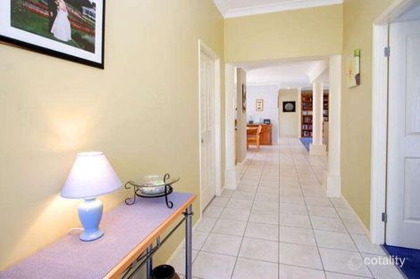 Property photo of 10 Ross Place Wakerley QLD 4154
