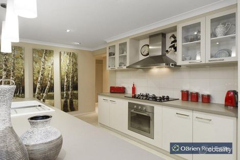 Property photo of 17 Pipetrack Circuit Cranbourne East VIC 3977