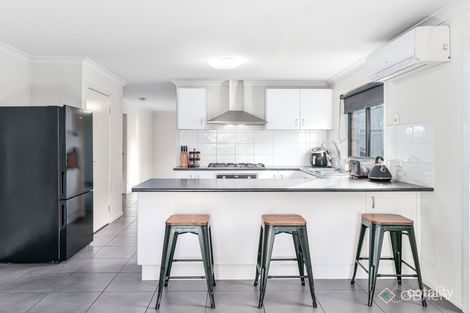 Property photo of 10 Lewin Street Carrum Downs VIC 3201