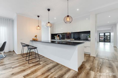 Property photo of 142 Elmslie Drive Cranbourne East VIC 3977