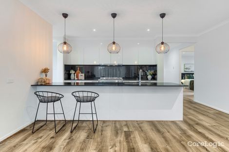 Property photo of 142 Elmslie Drive Cranbourne East VIC 3977