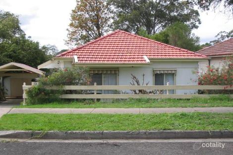 13 Bernard St, Westmead, NSW 2145