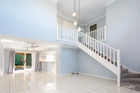 Property photo of 8/2 Doyalson Place Helensvale QLD 4212